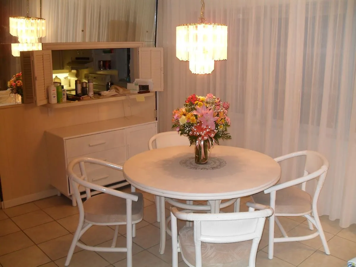 Riviera Towers Apartment Freeport